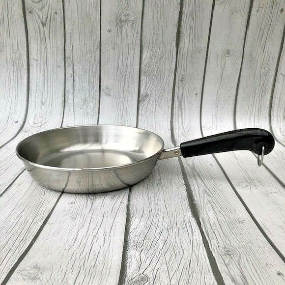 Revere Ware 9 Inch Stainless Steel Frying Pan Skillet Clinton, IL USA No Lid - Picture 1 of 7